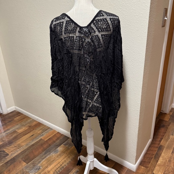 Anna & Ava Black Lace One Size V- Neck Kimono/Cover Up Oversized Top - Picture 4 of 13